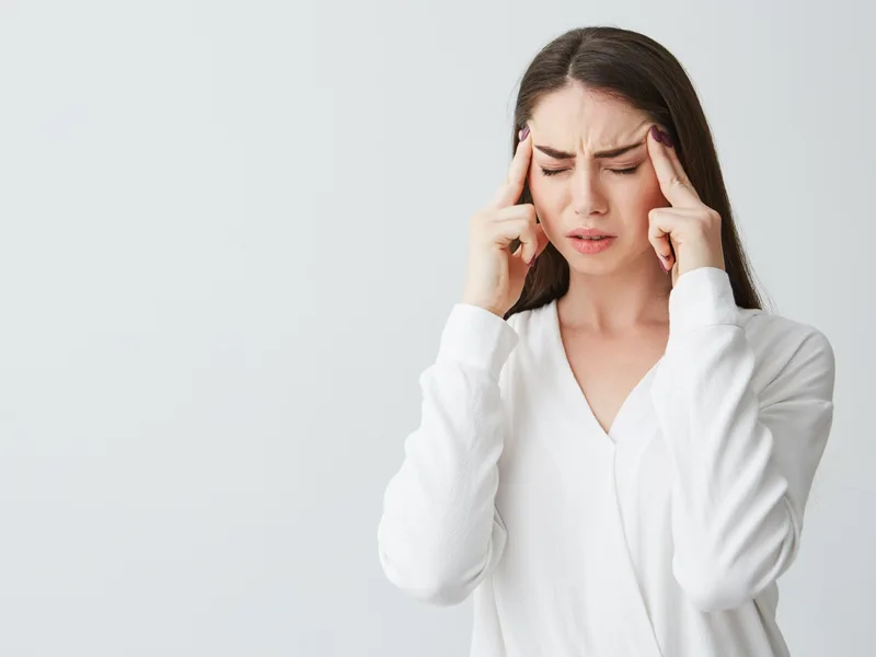 How Plymouth Spine and Health Center treats headaches & migraines in Plymouth