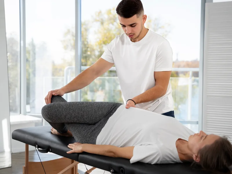 Plymouth Spine and Health Center treating hip pain in Plymouth