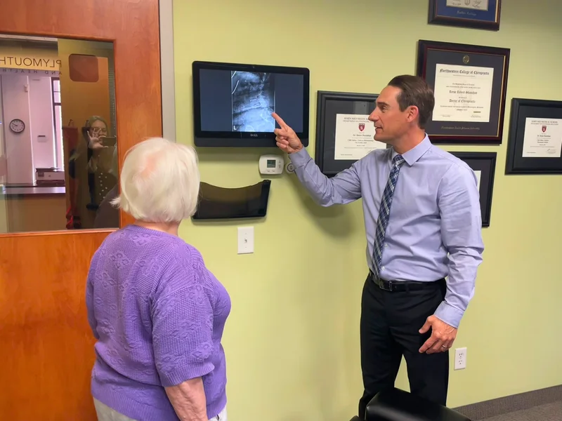 Plymouth Spine and Health Center treating neck pain in Plymouth